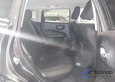 2018 Jeep Compass Sport 4X4 z USA, uszkodzony, nr VIN 3C4NJDAB2JT200764